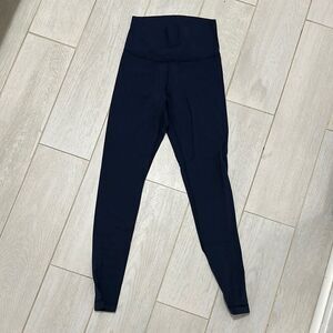 New Aritzia navy classic blue XS butter legging